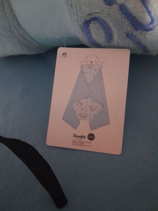 Cinnamoroll Hooded Throw Plaid Hello Kitty NUOVA