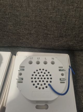 WESA Interruptor Táctil Doble