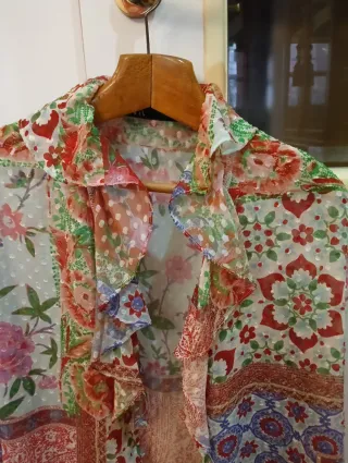 Camisa estampada nueva