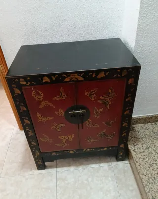 Mueble/aparador/ cómoda oriental mariposas