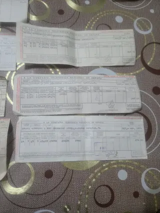 14 Recibos antiguos  Telefónica de Españaa del 70