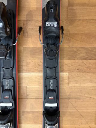 Equipación Esquí Talla 46. Esquis + Botas.