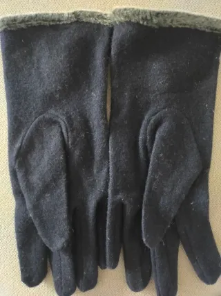Guantes de mujer azul y gris con detalles