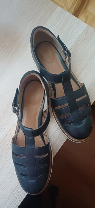 Sandalias Clarks Negras