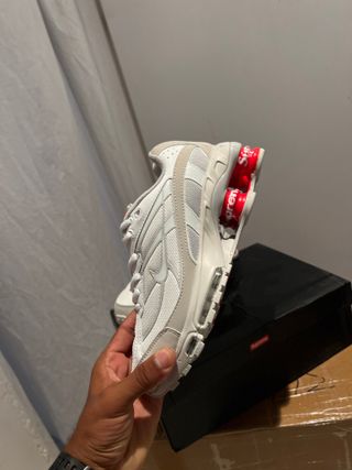 Zapatillas Nike Shox Blancas y Plateadas