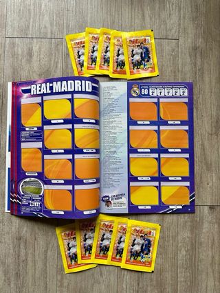 Álbum + 10 Sobres Liga Este BBVA 2010-2011 Panini