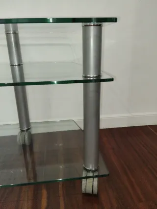 Mesa TV cristal 3 baldas