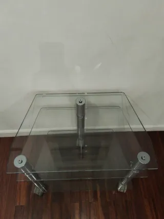 Mesa TV cristal 3 baldas