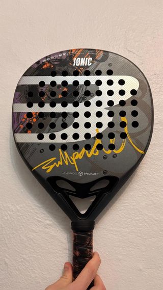 Pala Bullpadel Ionic Nivel Medio