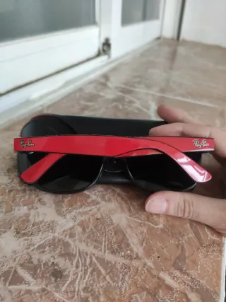Gafas de Sol Ray-Ban color rojo