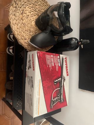 Marcadora Tippmann 98 con máscara y bombona