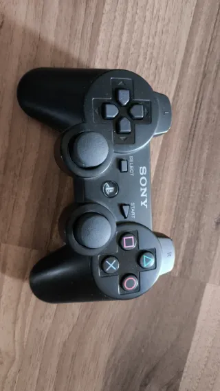 Consola PlayStation 3 y Accesorios