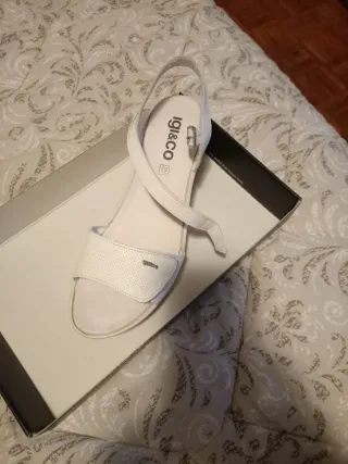 Sandalo zeppa alta bianco