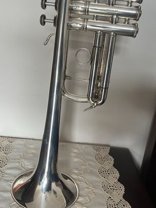 Trompeta Bach Stradivarius en Do