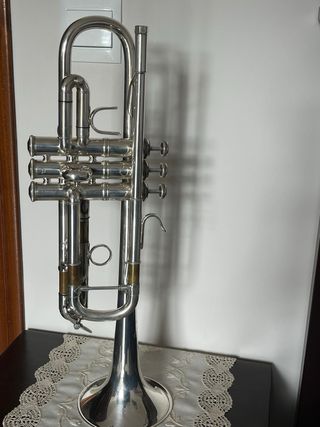 Trompeta Bach Stradivarius en Do