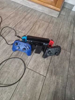 Nintendo Switch + Pokémon Scarlatto e Violetto