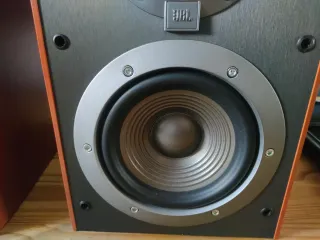 Altavoces JBL ES 30