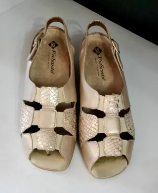 Sandalias Pie Santo Talla 36 Doradas