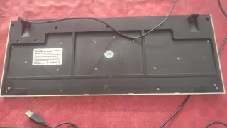 2 Teclados Medion y Rainbow