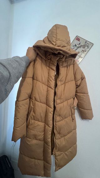 Abrigo largo acolchado mujer cinturón
