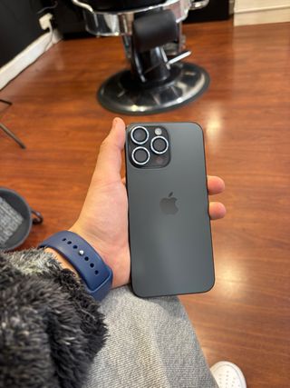 iPhone 15 Pro Max Negro/Gris 256gb