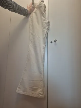 Pantalón campana beige pana