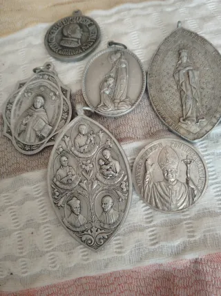 Lote 6 medallas religiosas plata