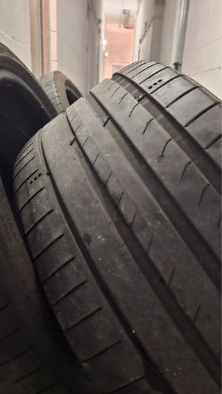 Michelin Pilot Sport 275/35 R21