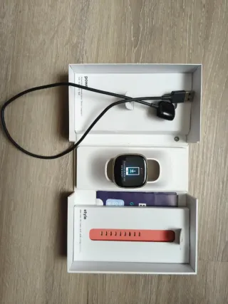 Fitbit Versa 3 GPS - Caja Original
