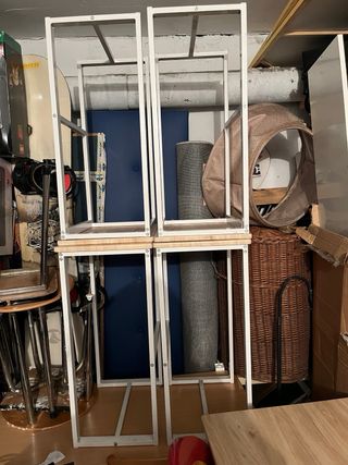 Mesa de cocina con 4 taburetes