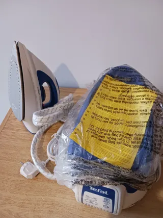 Ferro da stiro Tefal