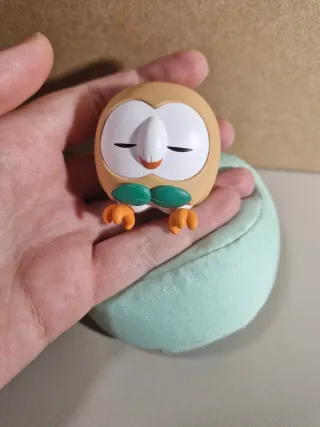 Gashapon Rowlet