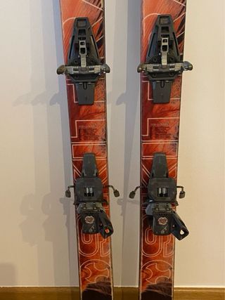 Esquís SKITRAB FREERANDO LIGHT con fijaciones TLT