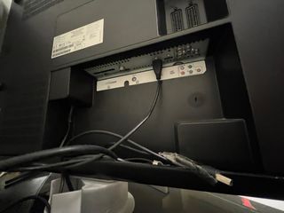 Televisión Philips Negra con TDT externo