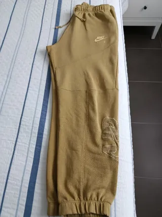 Pantalón Chándal Nike Marrón
