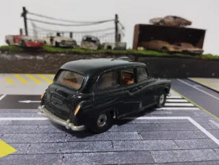 Austin London Taxi Corgi Toys 1/36 Años 70