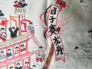 Antico arazzo cinese in seta ricamato a mano