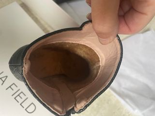 Botines negros con estampado floral