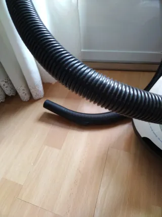 Aspiradora Taurus Polo 2000