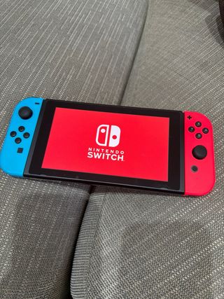 Nintendo Switch - Consola / Juegos / Accesorios