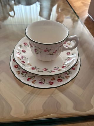 Juego 12 servicios café/postre San Claudio