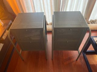 Comodini metallici verdi NIKKEBI