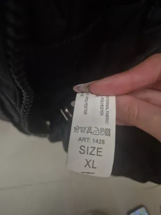 Abrigo acolchado negro