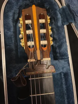 Guitarra Profesional Flamenca Ciprés Maciza 2012