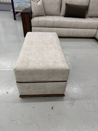 Sofá Esquinero Tapizado Beige y Marrón