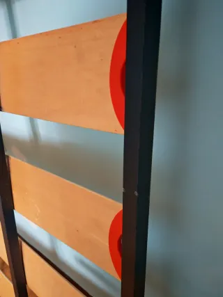 Somier 135cm x 192 cm  con PATAS.