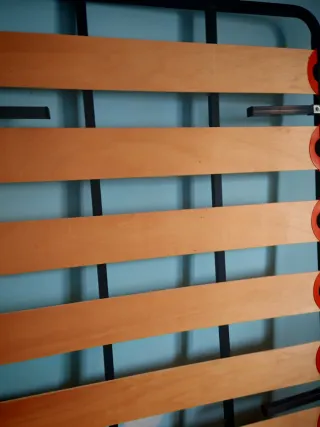 Somier 135cm x 192 cm  con PATAS.