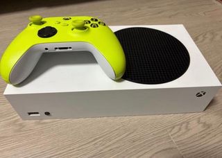 Xbox Series S Verde y Blanco