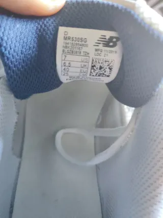 Zapatillas New Balance Blancas y Azules