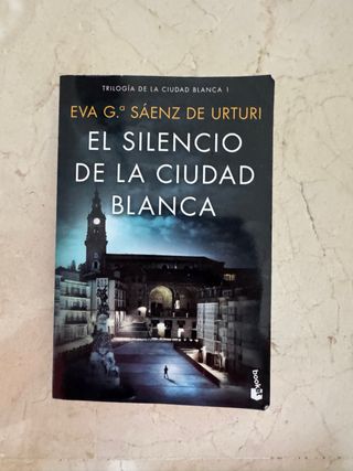 El silencio de la ciudad Blanca , González Sáez de